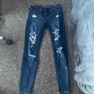 American Eagle Women’s skinny jeans size 4